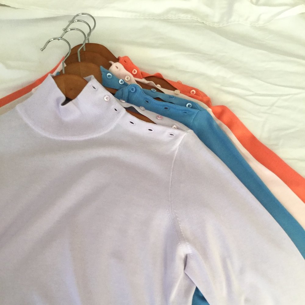 NWOT J Crew 100% Cotton Lightweight Side-neck Buttoned Lavendar Turtleneck